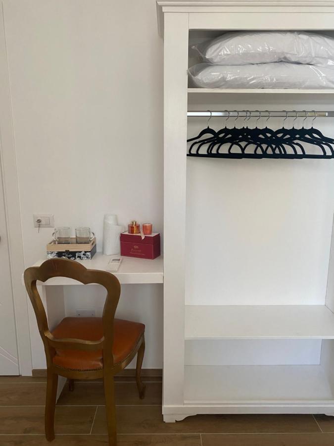 Ludo'S Rooms 칼리아리 외부 사진