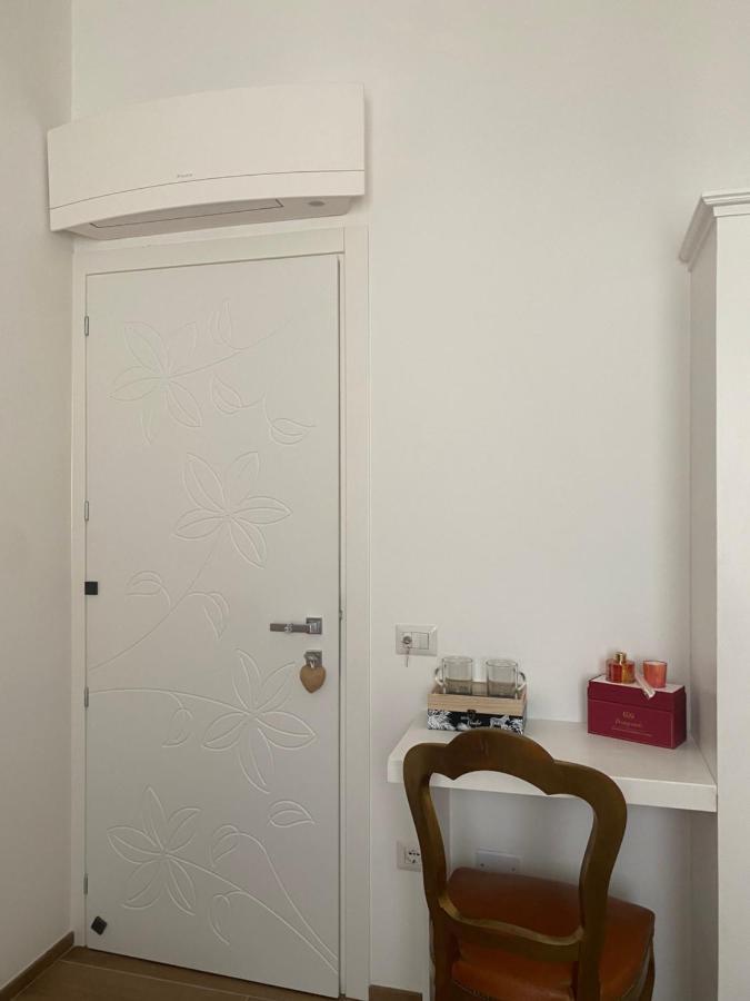Ludo'S Rooms 칼리아리 외부 사진